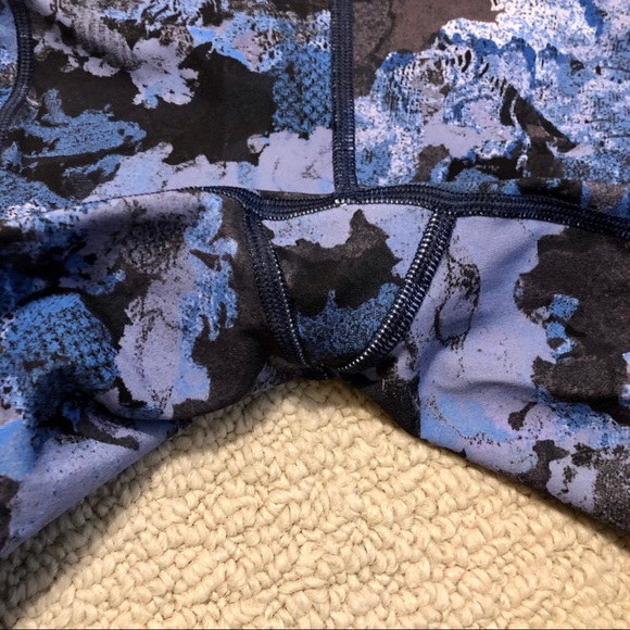 Lululemon Speed Up Tight *Full-on Luxtreme 28" - Picture 5 of 8